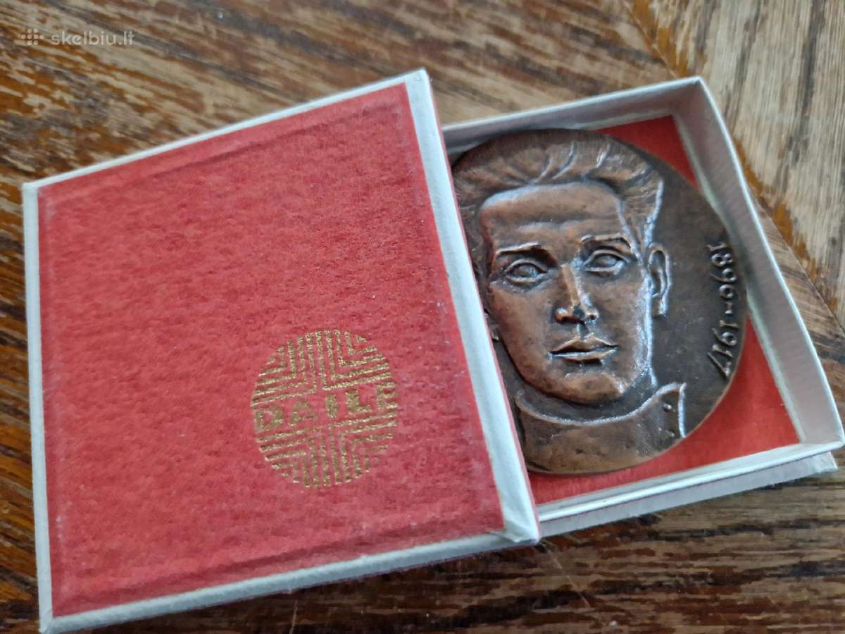 Stalo medalis Julius Janonis Vilniaus dailės komb.