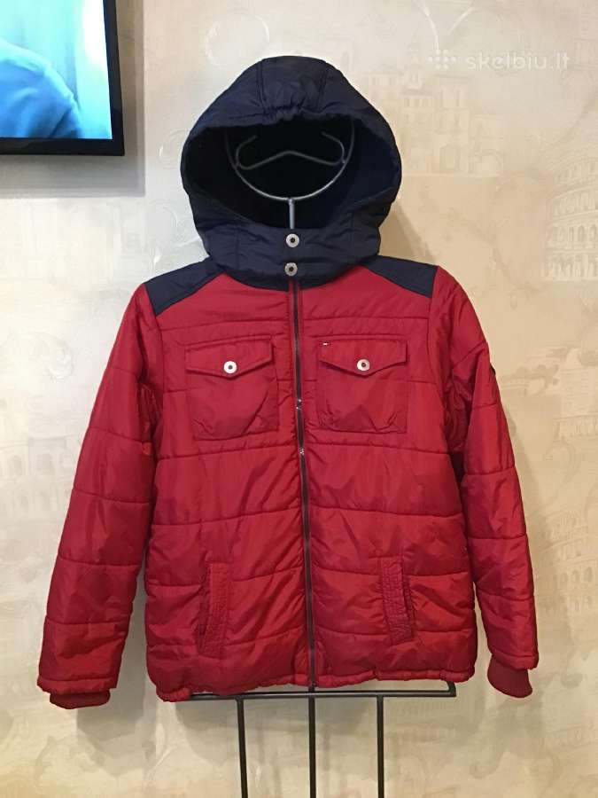 Tommy Hilfiger striukė
