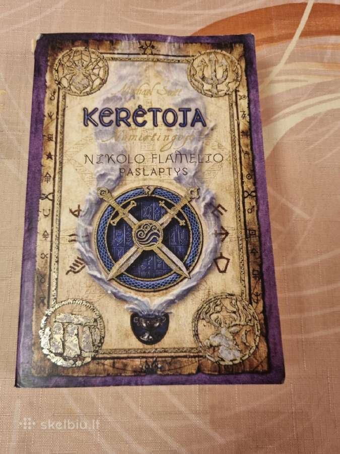 Kerėtoja , nemirtingojo Nikolo Flamelio paslaptys