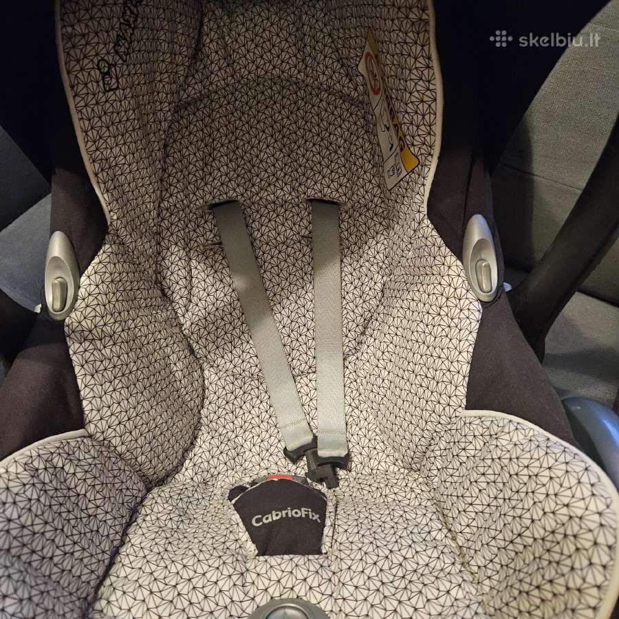 Maxi cosi kėdutė su isofix baze