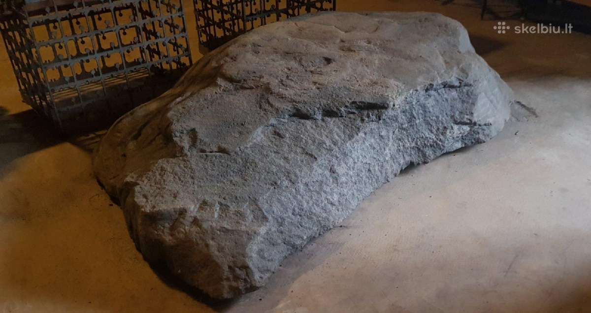Parduodu akmenis