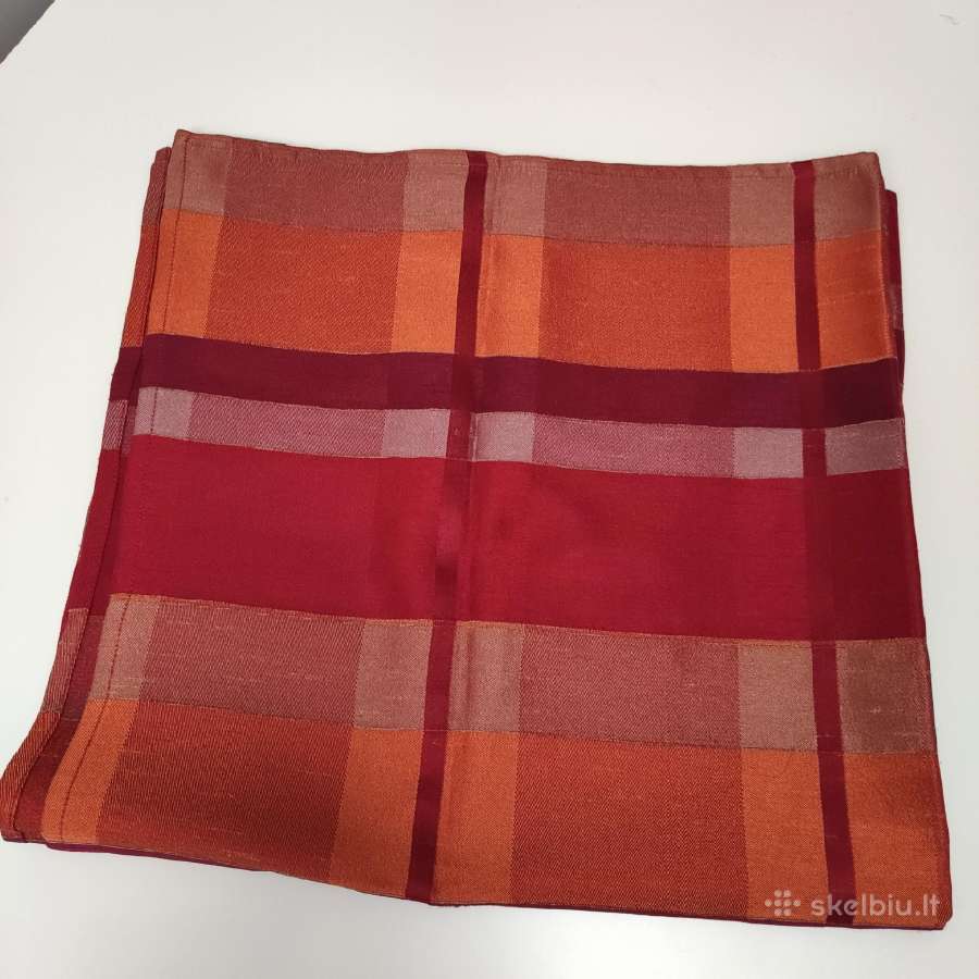 Staltiesė raudonos bordo aukso spalvos, kvadratinė - nuotraukos Nr. 7