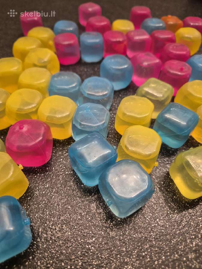 Plastikiniai ledo kubeliai - nuotraukos Nr. 3