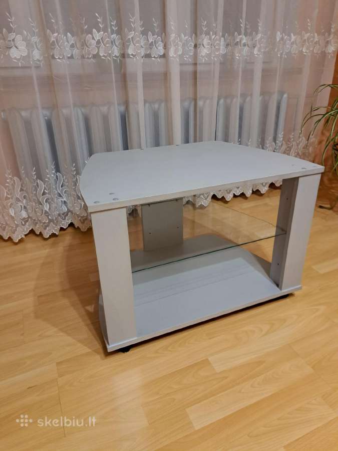 TV staliukas - nuotraukos Nr. 2