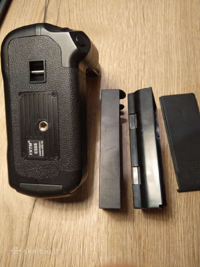 Canon EOS 5D papildomu bateriju blokas - nuotraukos Nr. 2