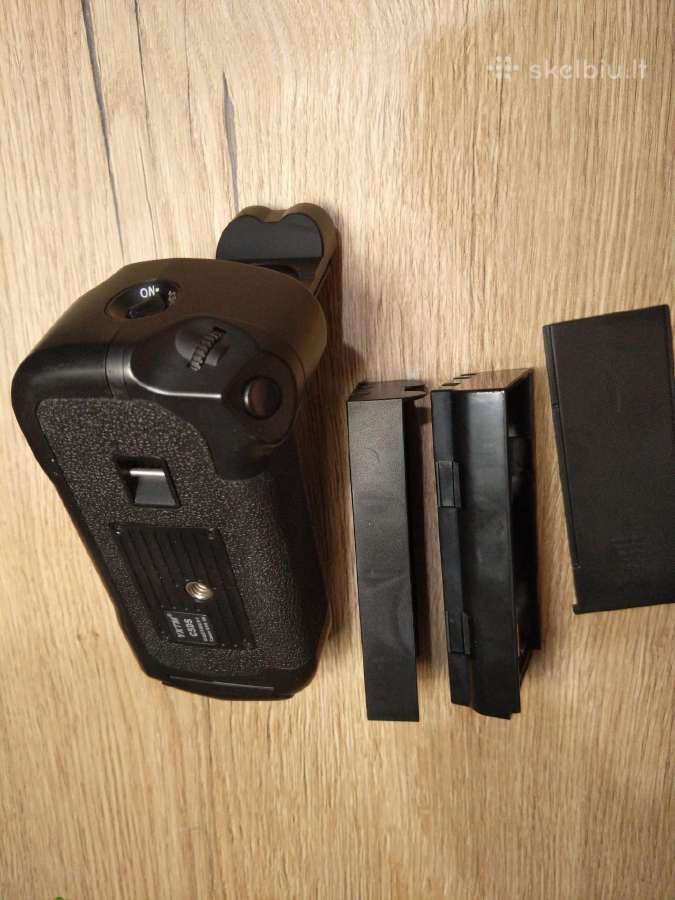 Canon EOS 5D papildomu bateriju blokas - nuotraukos Nr. 3