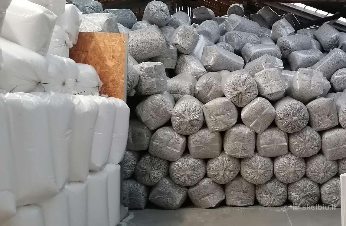 Trupintos polistireno granulės