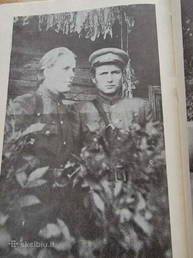 Knyga "Sušaudytos dainos" - nuotraukos Nr. 7