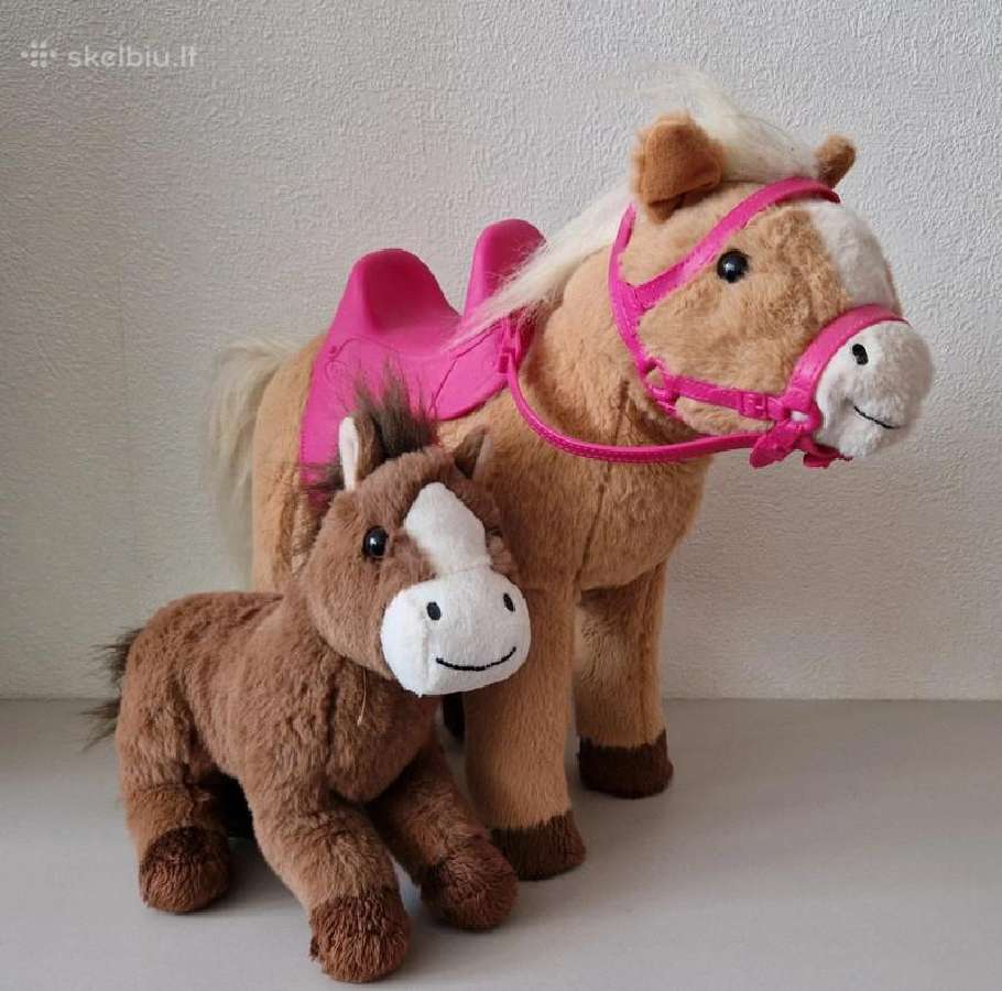 Baby born arkliukai