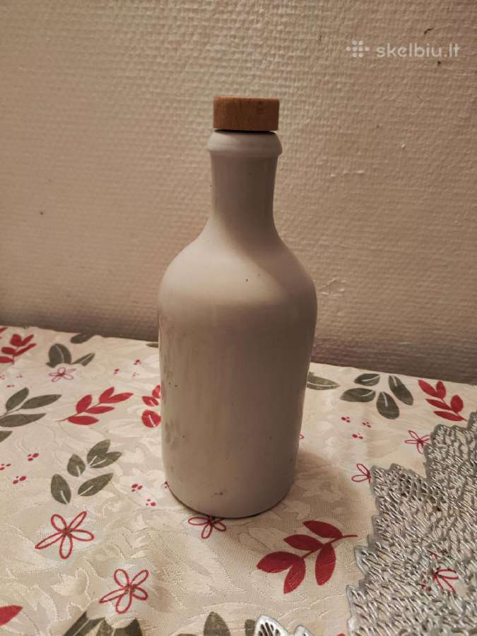 Butelius su kamščių