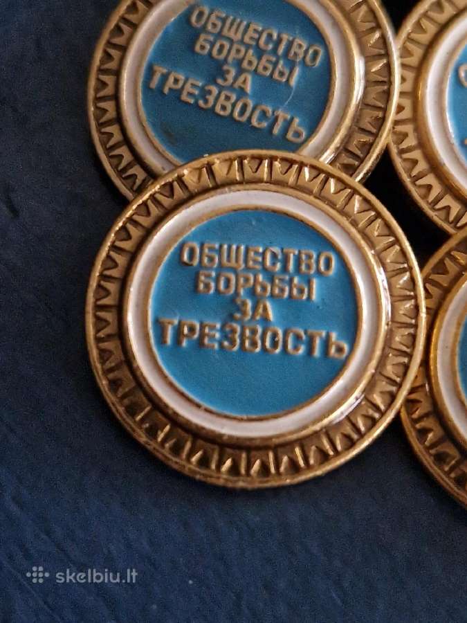 Blaivybės bendruomenė Blaivystės ženkliukas