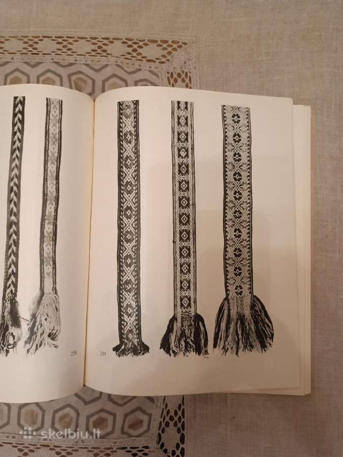 S.bernotienė Lietuvių liaudies moterų drabužiai - nuotraukos Nr. 8