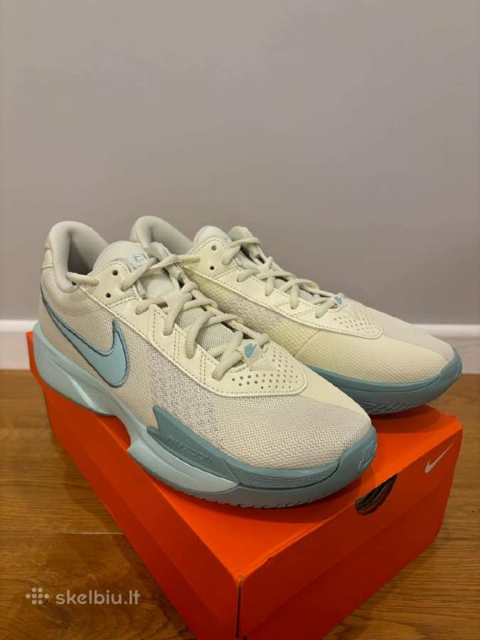 Parduodami Nike krepšinio batai 42,5 dydis - nuotraukos Nr. 3