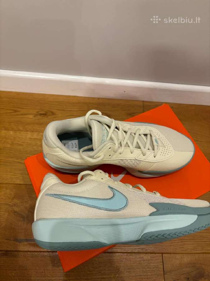 Parduodami Nike krepšinio batai 42,5 dydis - nuotraukos Nr. 4