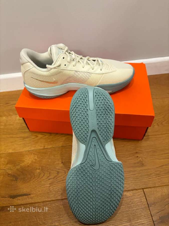 Parduodami Nike krepšinio batai 42,5 dydis - nuotraukos Nr. 6
