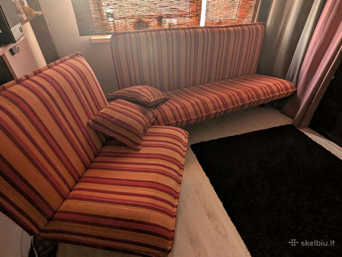 Sofa su foteliu