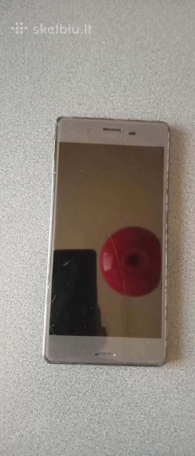 Sony xperia x dalimis,skendes.