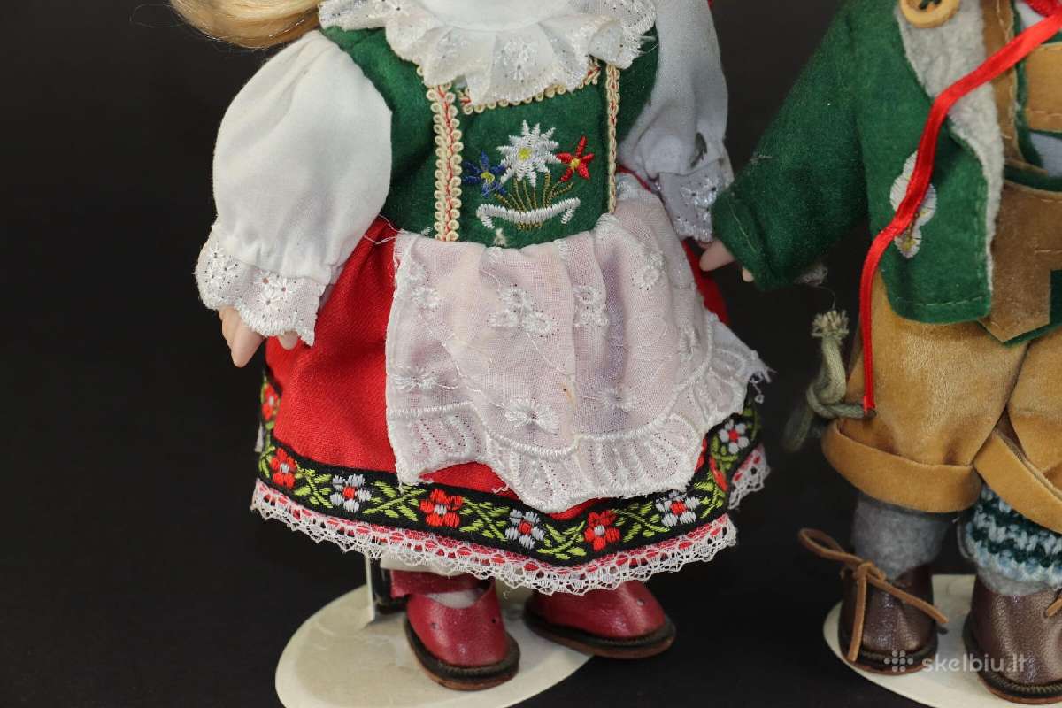 Lėlės su nacionaliniais kostiumais , Porcelianas - nuotraukos Nr. 3