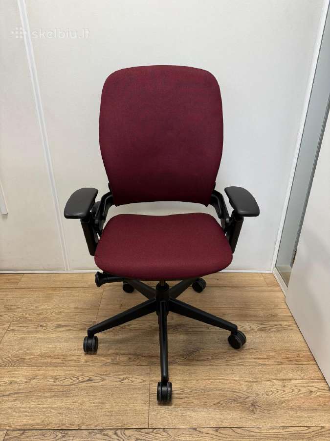 Steelcase Leap V2 Bordeaux Full Option