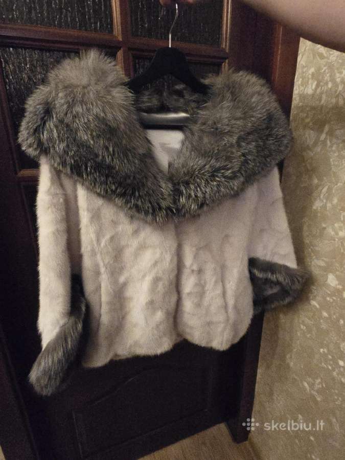 Parduodu audines pončiuka su gaubtu