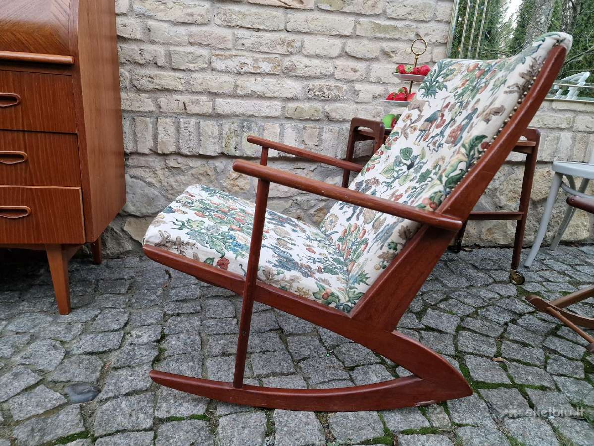 Vintažinis mid century tikmedžio supamas krėslas