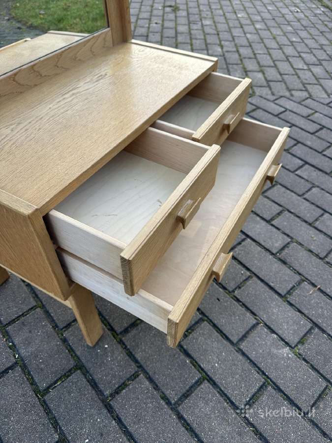 Unikalus Mid-century prieskambaris Lady 700 - nuotraukos Nr. 4