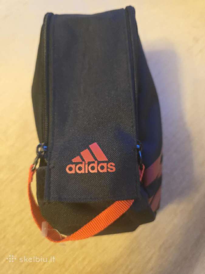 Kosmetinė Adidas