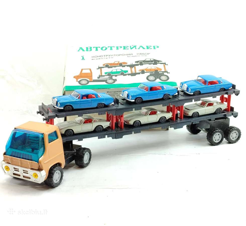 Naujas tarybinis tralas su mašinom 1:43