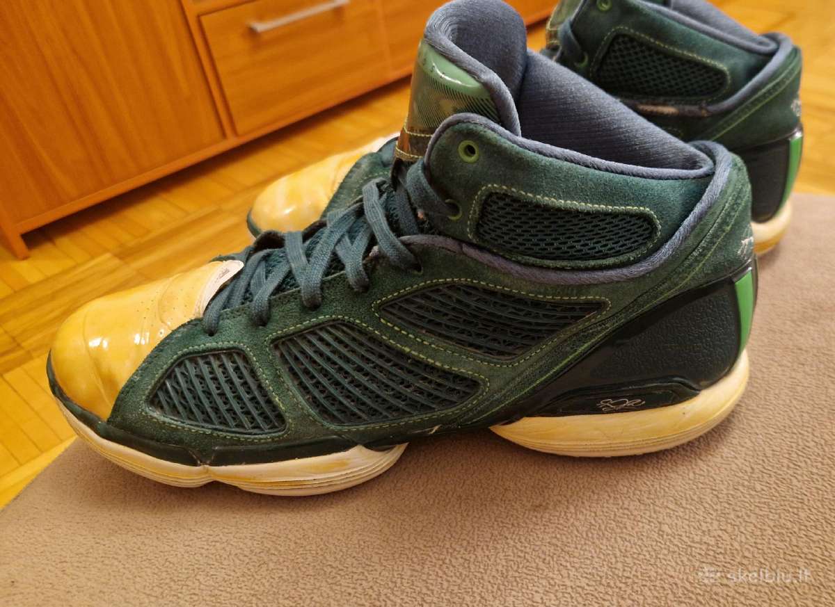 Adidas D Rose
