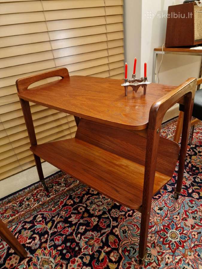 Vintažinis mid century tikmedžio staliukas