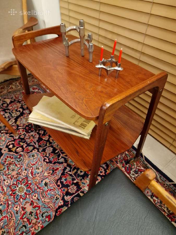Vintažinis mid century tikmedžio staliukas - nuotraukos Nr. 2