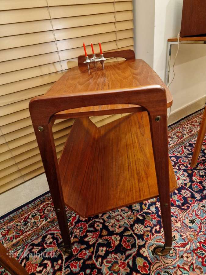 Vintažinis mid century tikmedžio staliukas - nuotraukos Nr. 3