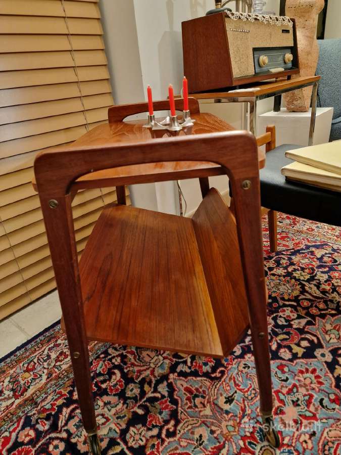 Vintažinis mid century tikmedžio staliukas - nuotraukos Nr. 6