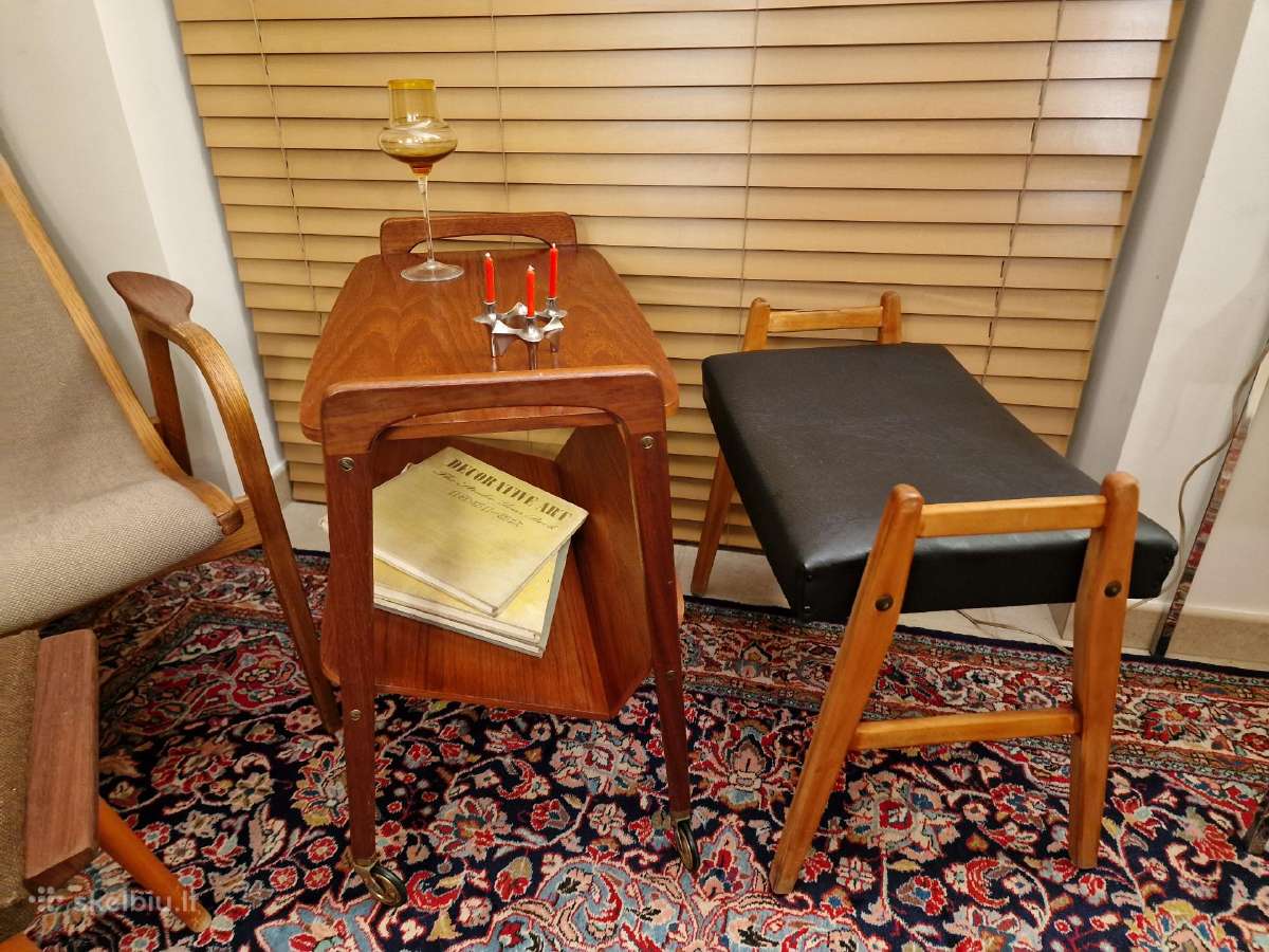 Vintažinis mid century tikmedžio staliukas - nuotraukos Nr. 19