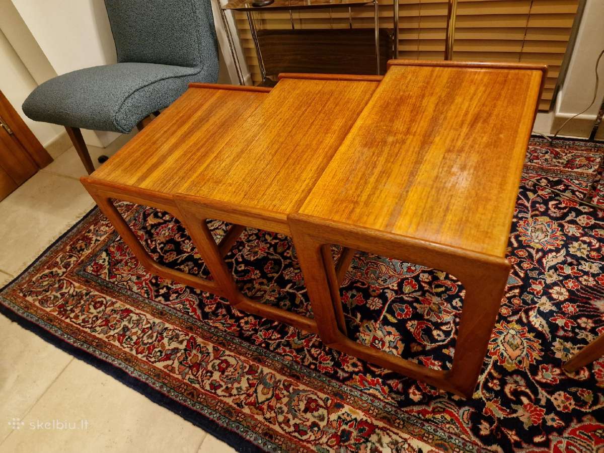 Vintažinių mid century tikmedžio staliukų trio - nuotraukos Nr. 3