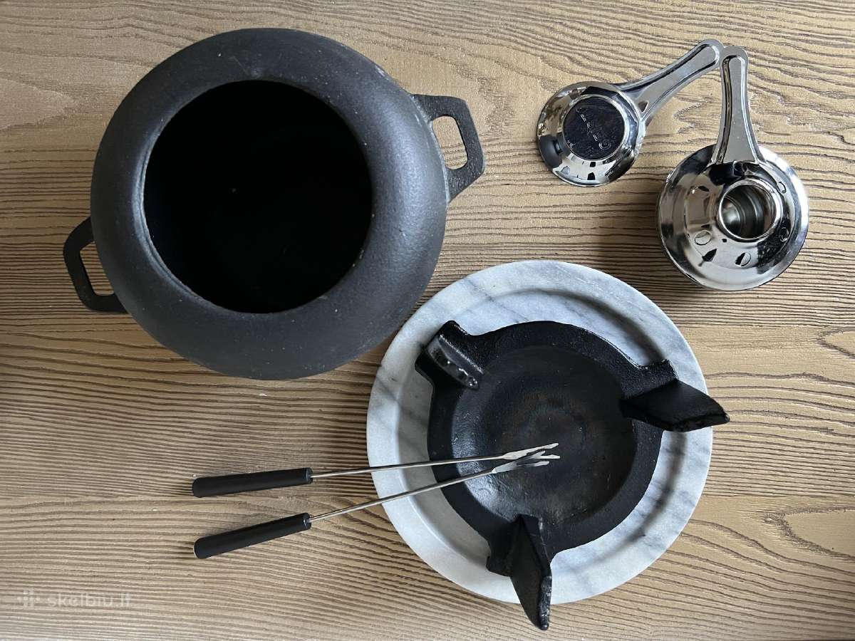 Ketaus fondiu įvairiems maisto produktams