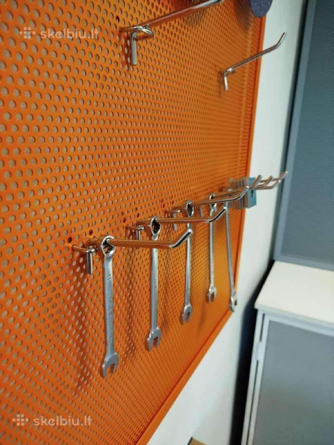 Perforuota sienele,metaliniai darbastaliai baldai - nuotraukos Nr. 2