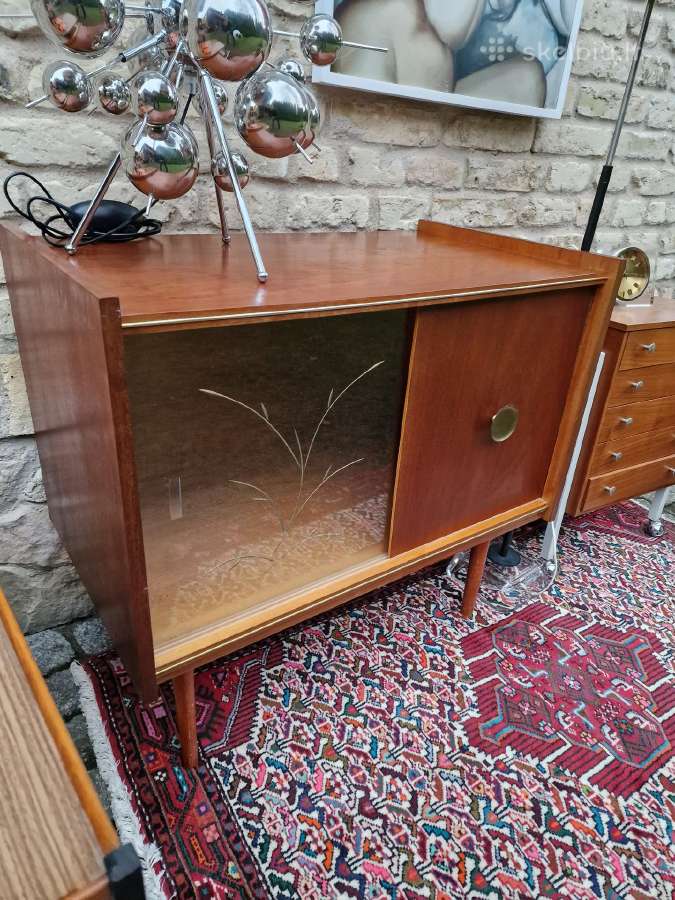Vintažinė mid century tikmedžio indauja