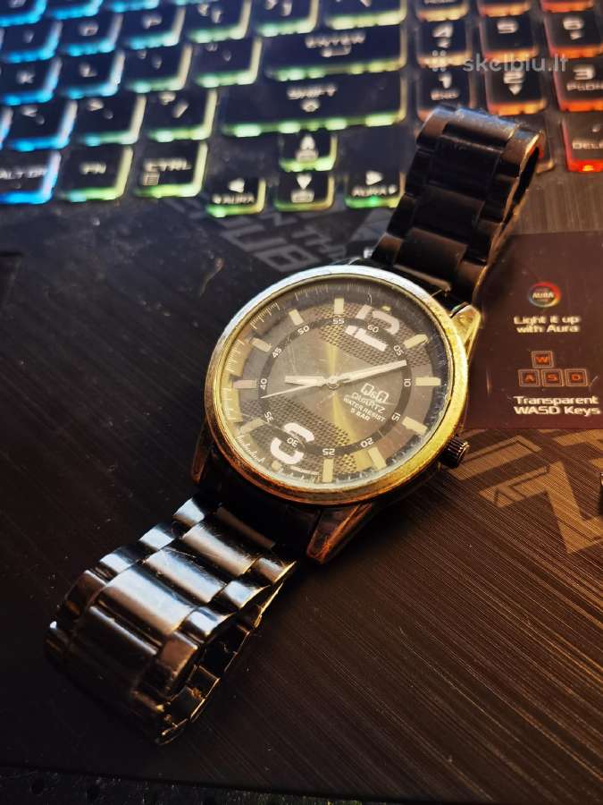 Q&q laikrodis su metaline apyranke Q890j402 Jzc