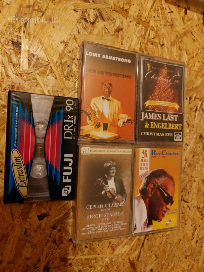 Užsienio atlikėjų audiokasetės