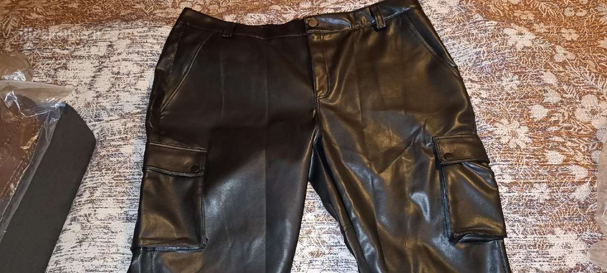 Odines kelnes(pu)ir moto batai,salmas