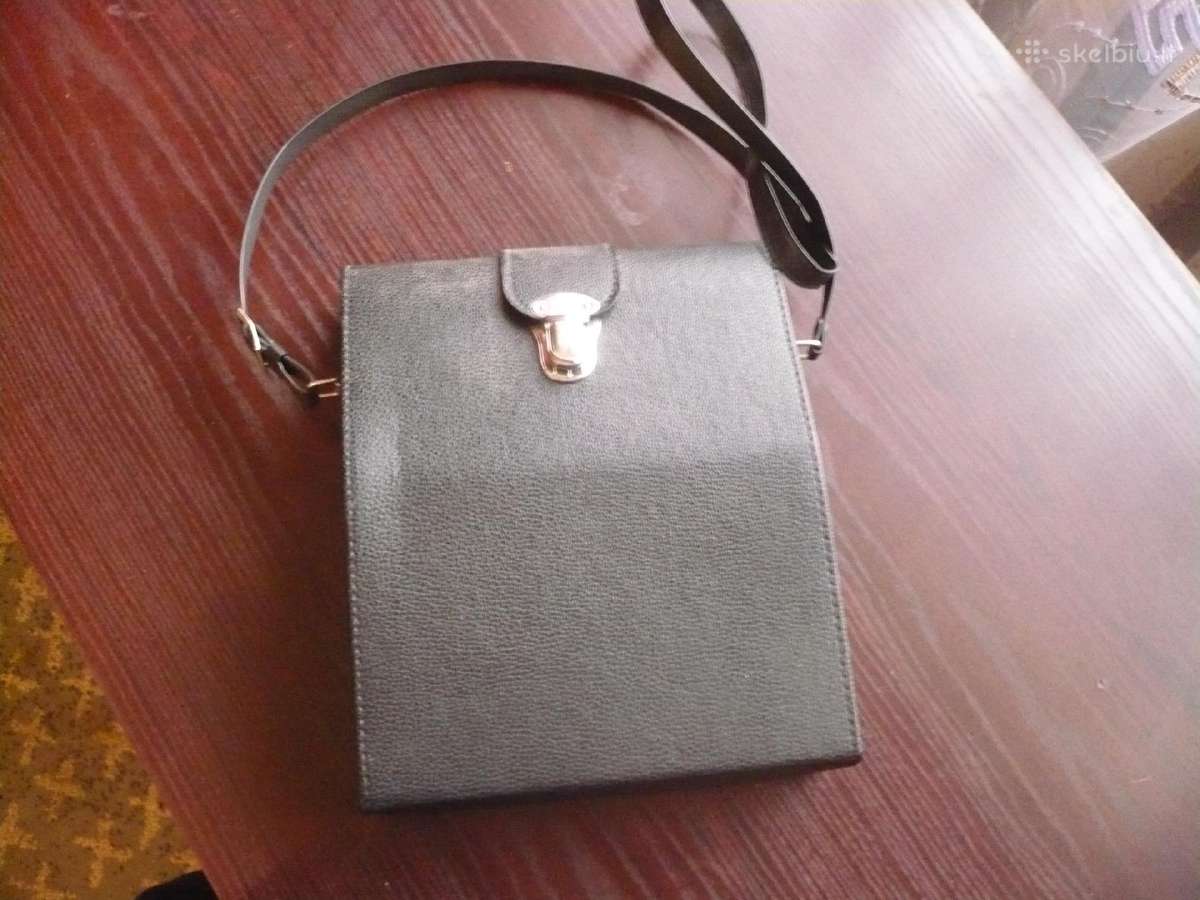 Tašės per petį