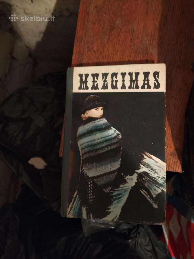 Knygos - nuotraukos Nr. 2