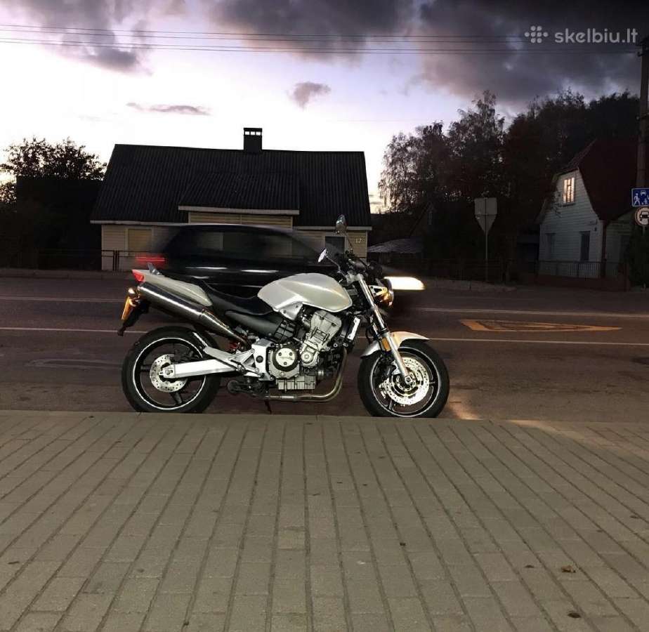 Parduodu Honda 999 m3 motociklą