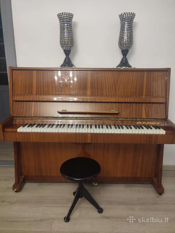 Pianinas - nuotraukos Nr. 2