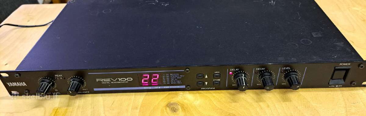 Yamaha Rev 100 procesorius