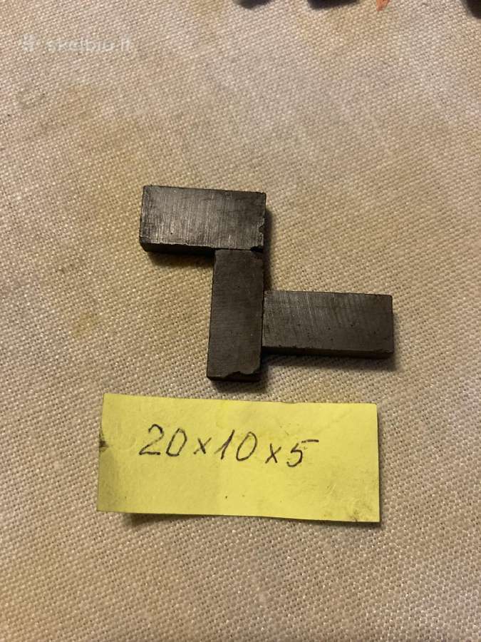 Ferito magnetai 20*10*5mm