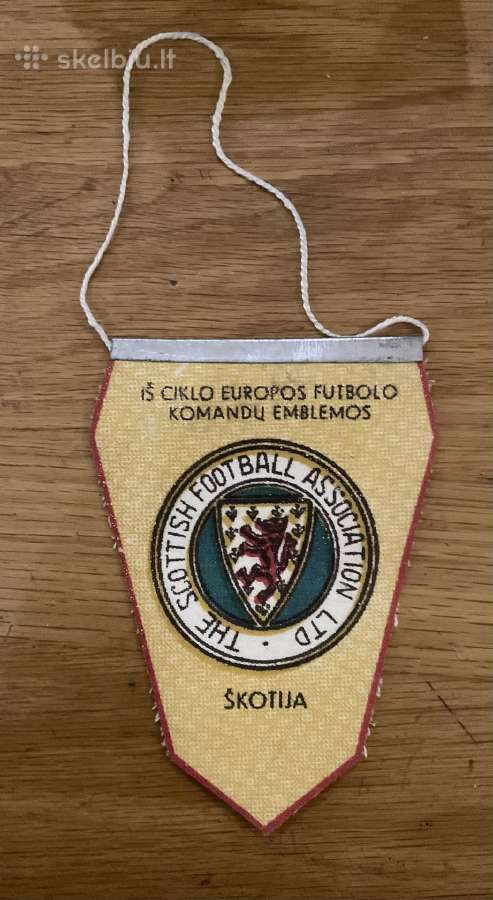 Gairelės Iš Ciklo Europos Futbolo Komandų Emblemos