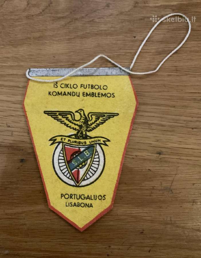 Gairelės Iš Ciklo Europos Futbolo Komandų Emblemos - nuotraukos Nr. 11