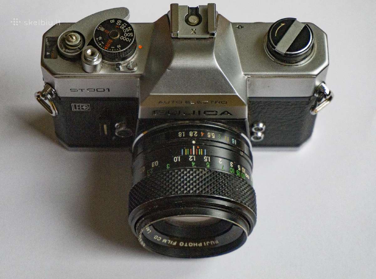 Fujica su priedais
